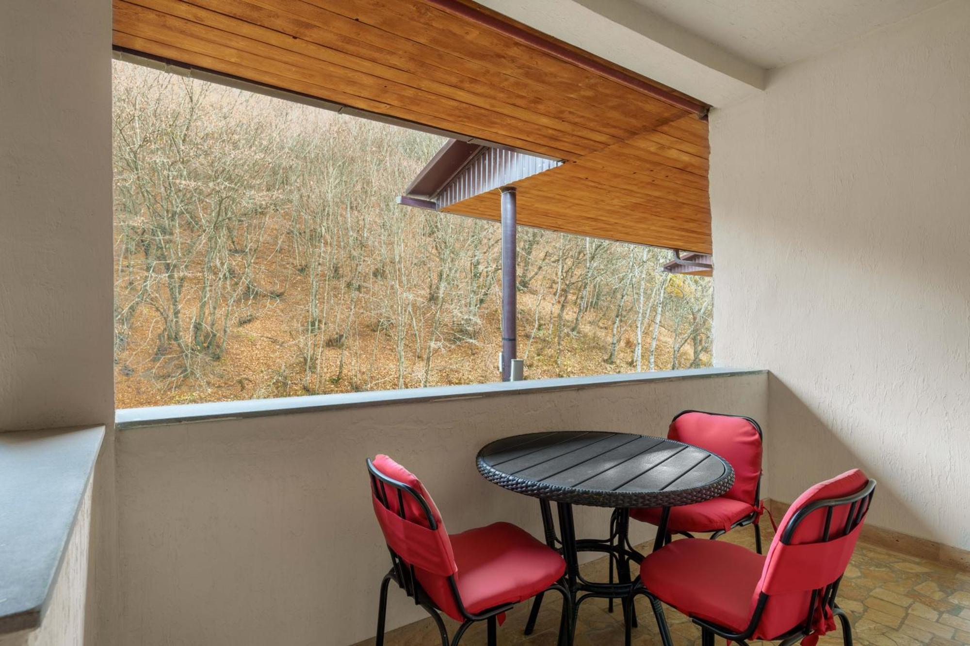 Apricot Aghveran Resort Dış mekan fotoğraf